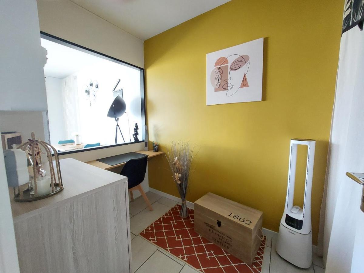 Studio Sur Les Rives D'Allier Moulins  Exteriör bild